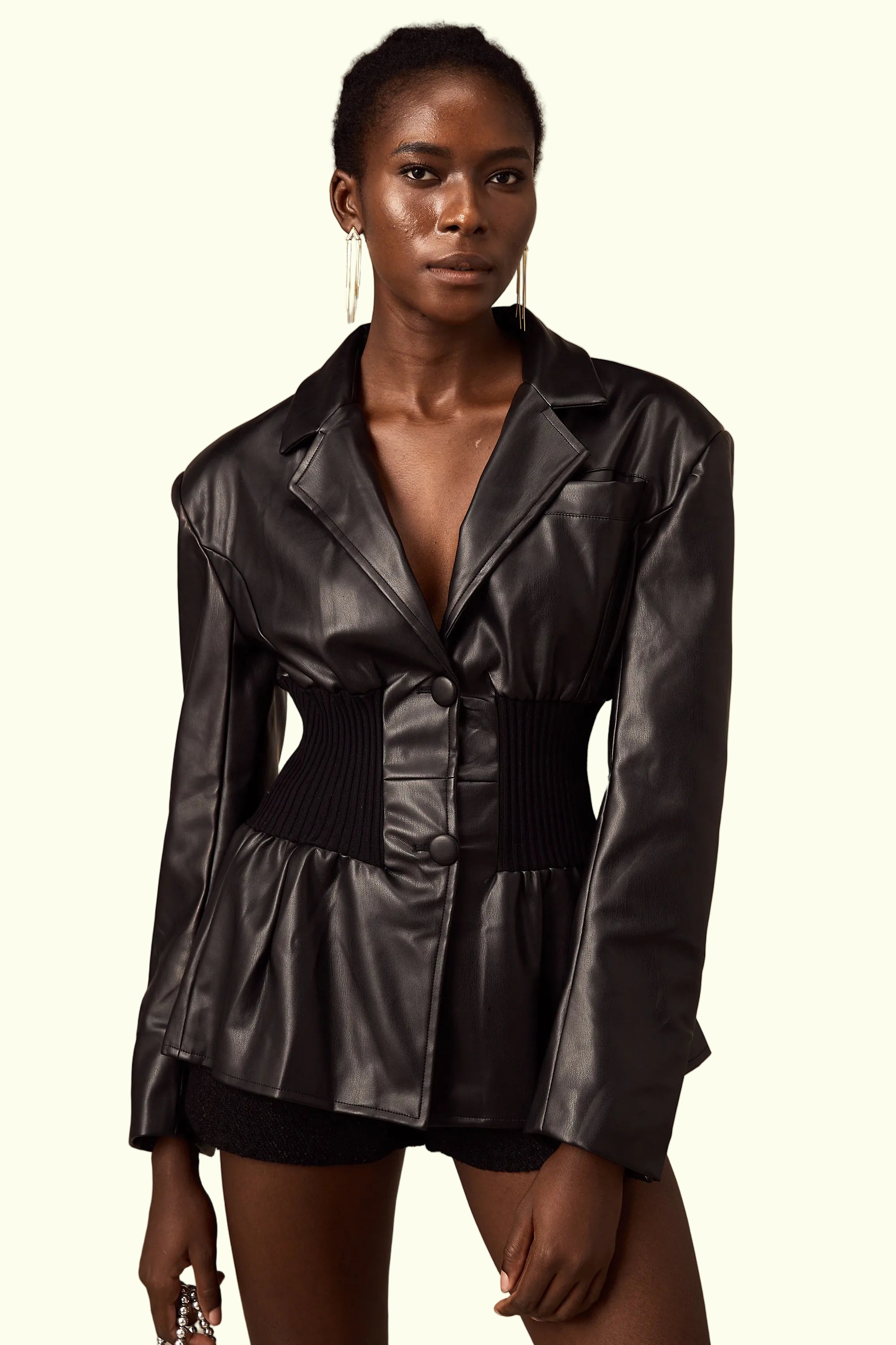 Mirella - schwarze panelled Lederjacke