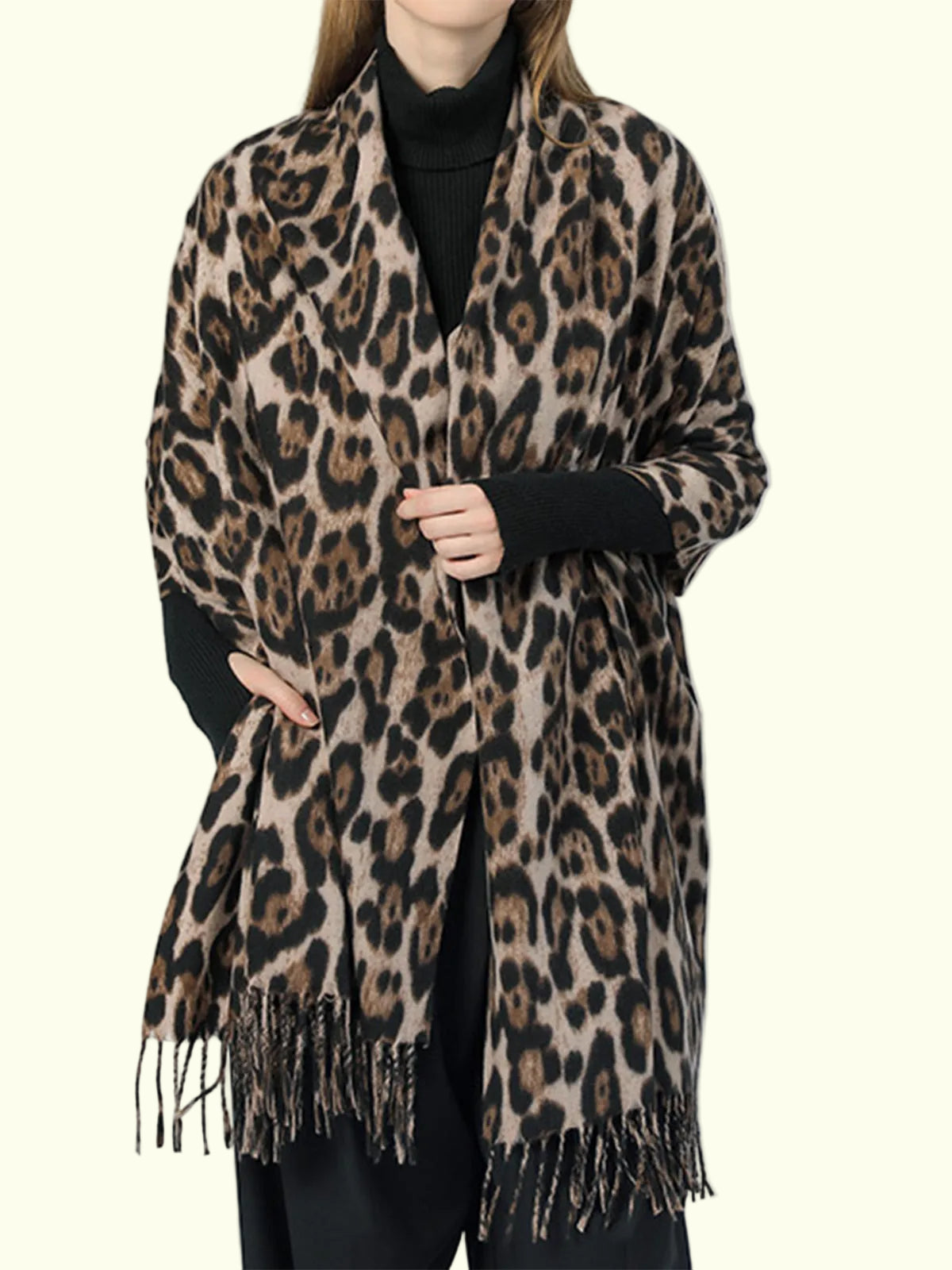 Schickes Leopardenmuster-Fransen-Schal