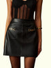 Midi-taillierter Kunstlederrock mit Taschen